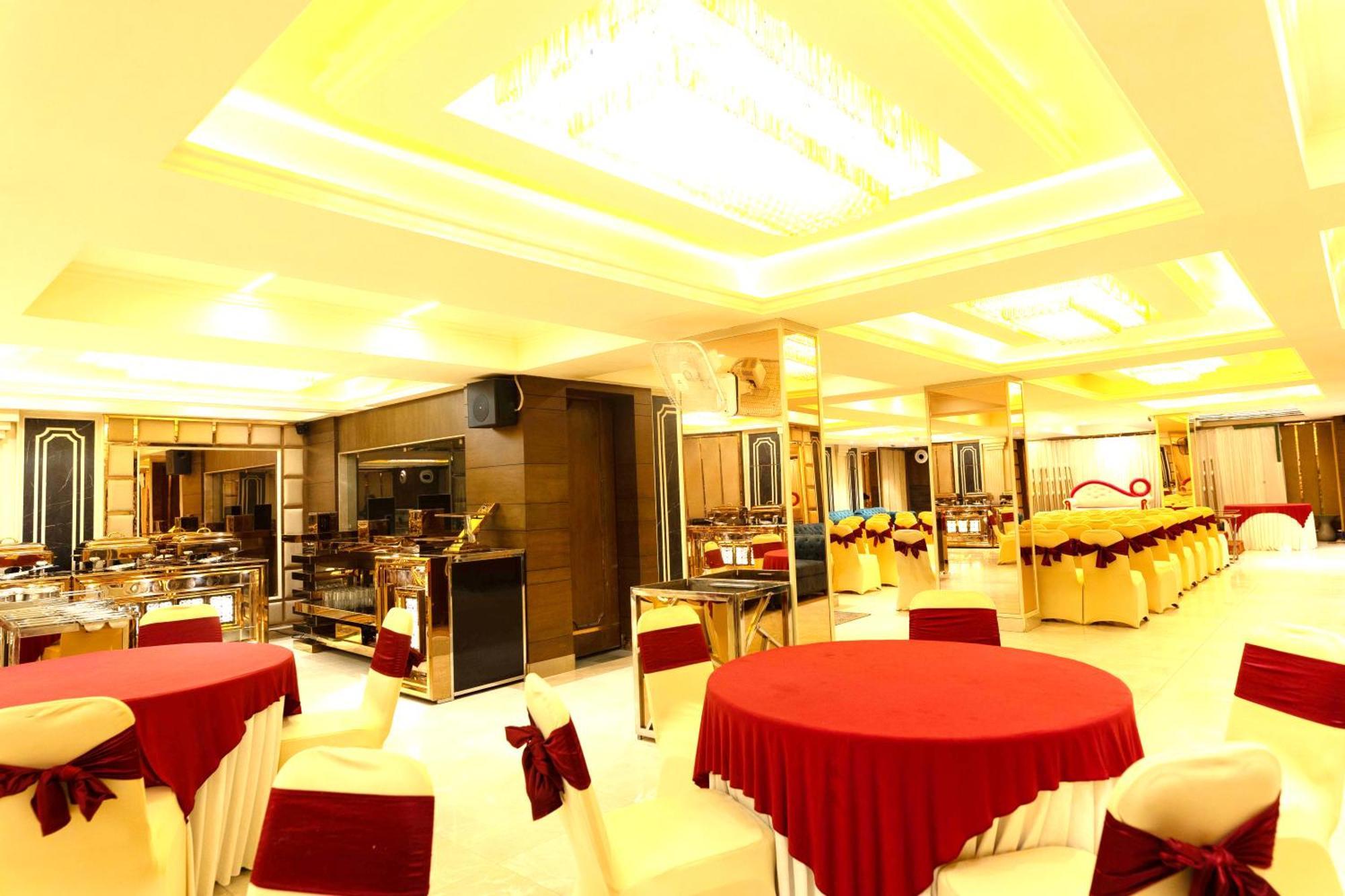 New Hotel Broadway Varanasi Exterior photo